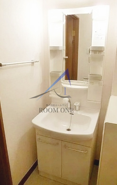 ハウス中屋の洗面所|洗面台です。
