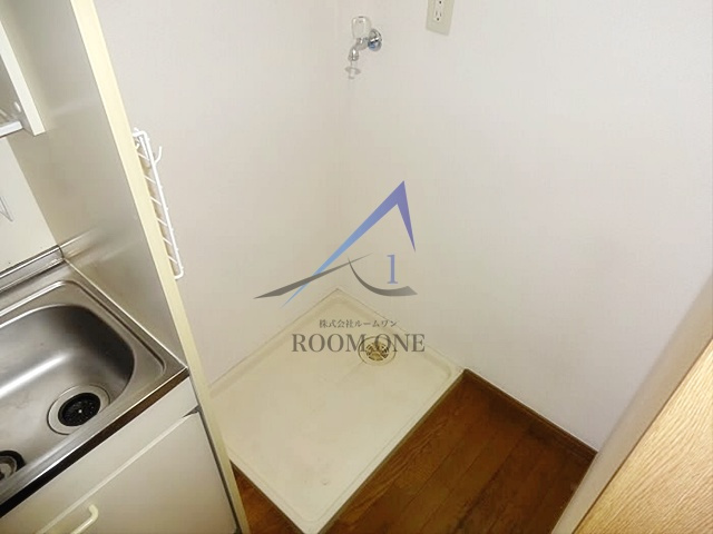 サンテミリオン芦花公園の設備|洗濯機置き場です。