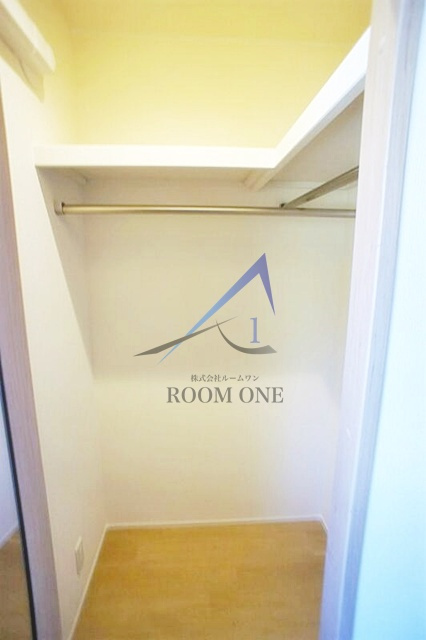 YOUR　MAISON　よつばのクローバーの収納|ウォークインクローゼットです。