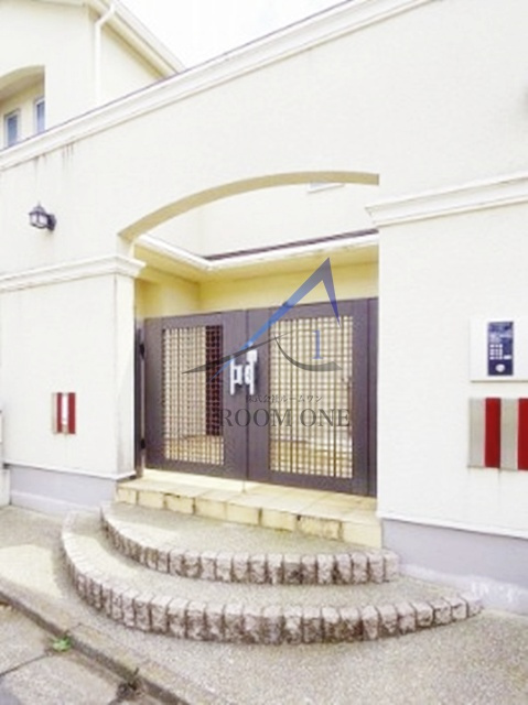 パティオのエントランス|エントランスです。