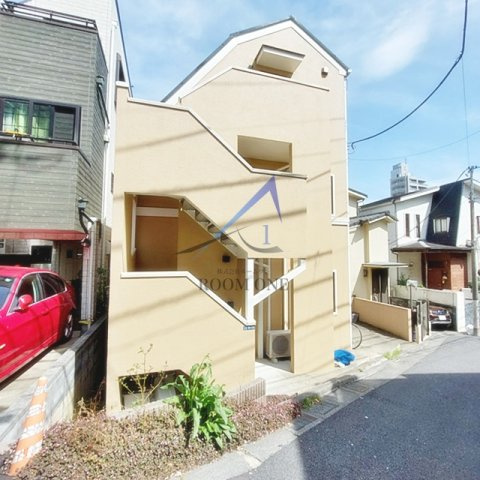 ネスト鳥羽のエントランス|エントランスです。