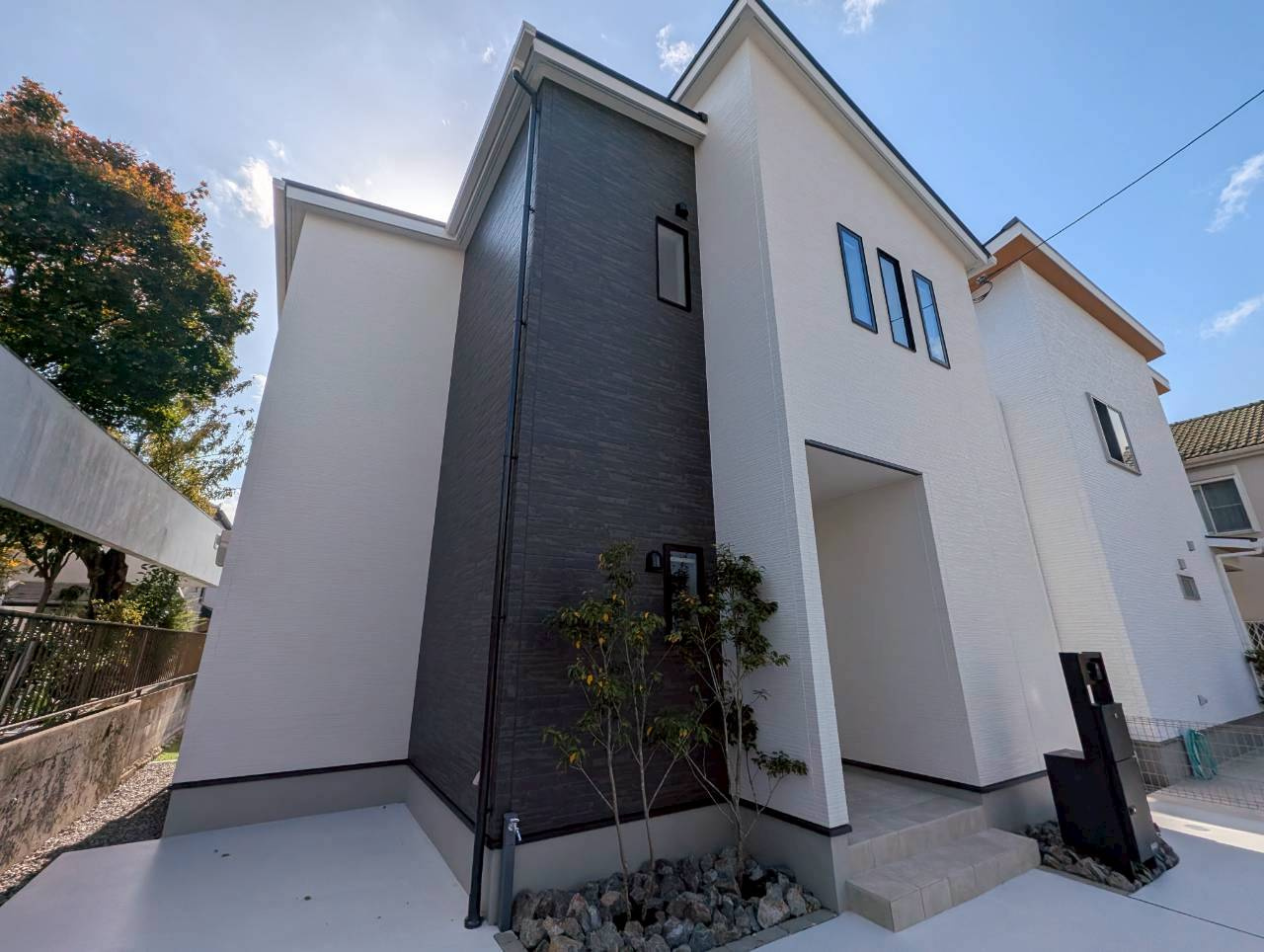 箕面市箕面四丁目　新築戸建