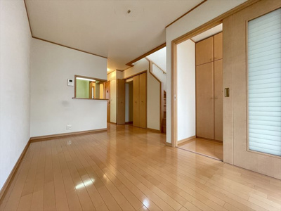 【居間・リビング】 | 新白岡チェリー館