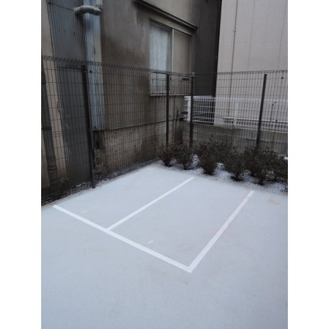 アピジ小梅向島のその他共用部分|バイク置き場