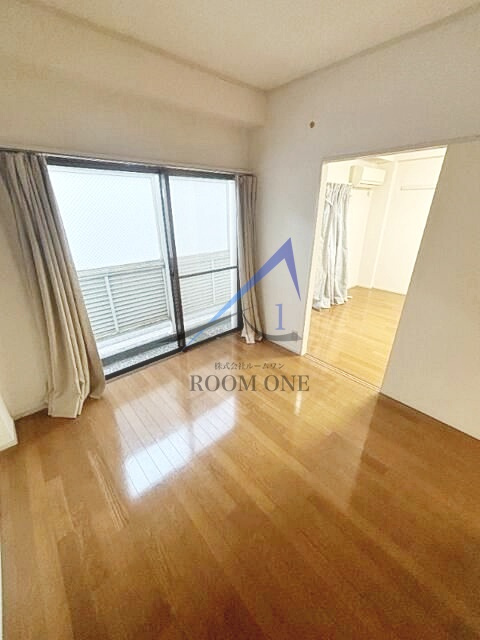 サウザ向陽の居間・リビング|洋室のお部屋です。