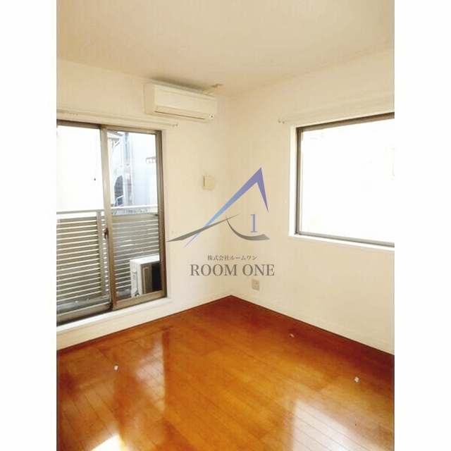 ロータスハウスの居間・リビング|洋室のお部屋です。