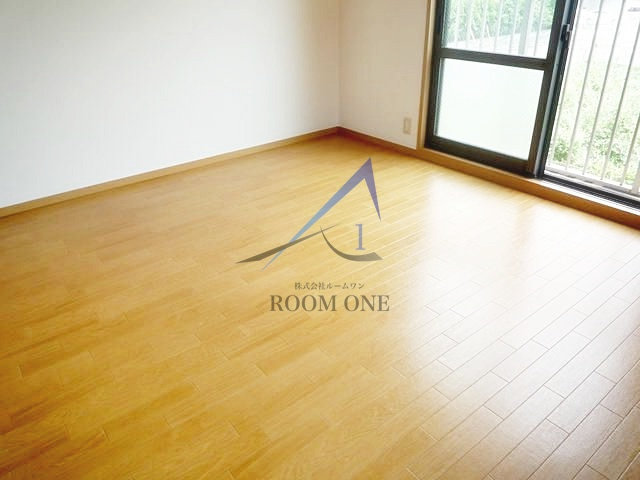 ベルアマーレの居間・リビング|洋室のお部屋です。