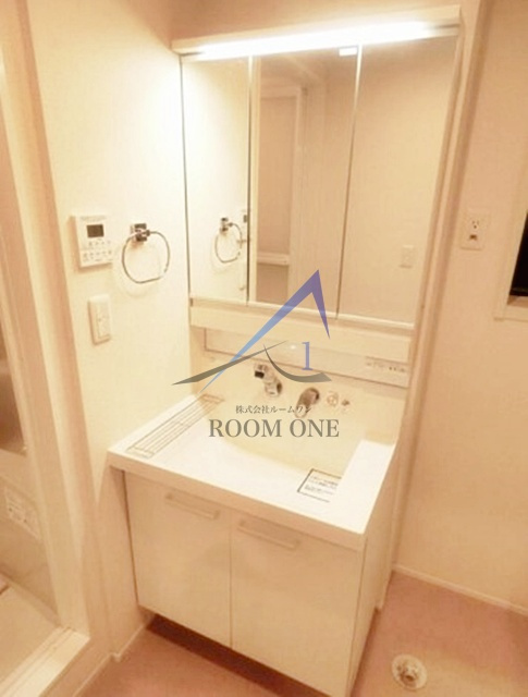 ＴＡＴＳＵＭＩビルの洗面所|洗面台です。