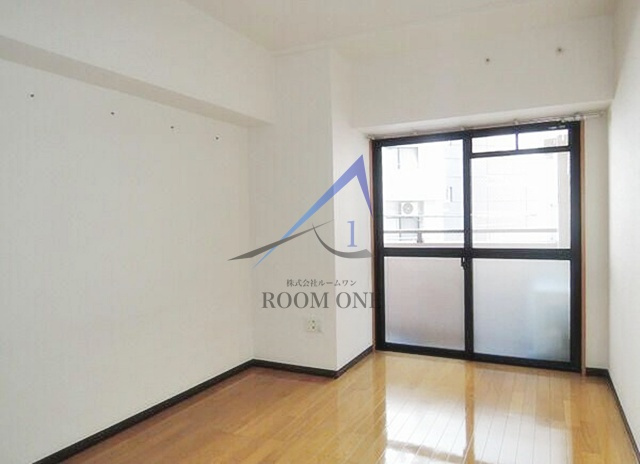 ＡＲＴＥＲＥ東日本橋の居間・リビング|洋室のお部屋です。