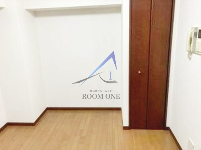 フェニックス日本橋浜町壱番館の居間・リビング|洋室のお部屋です。