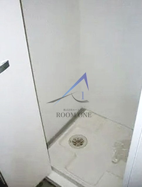 アイフェリーク神田の設備|洗濯機置き場です。