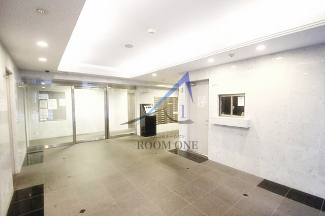 メインステージ神田駅前のエントランス|エントランスです。