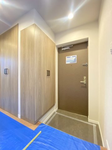 ダイアパレス豊平の玄関|大容量のシューズボックス完備！