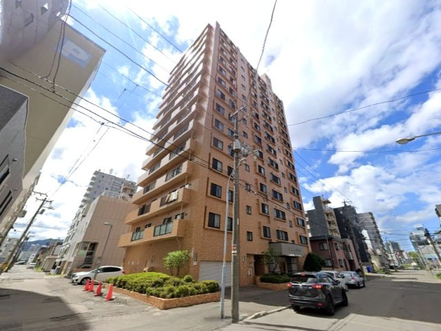 ダイアパレス豊平の外観|令和7年11月内装リフォーム済み！地下鉄東西線「菊水」駅まで徒歩9分！