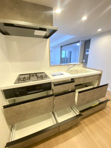 ダイアパレス豊平のキッチン|キッチン収納も充実です◎