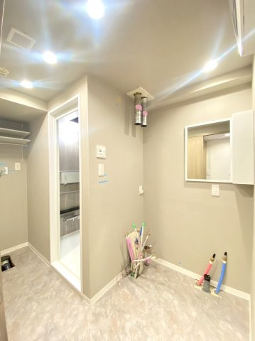 ダイアパレス豊平の洗面所|リフォーム中の洗面室！