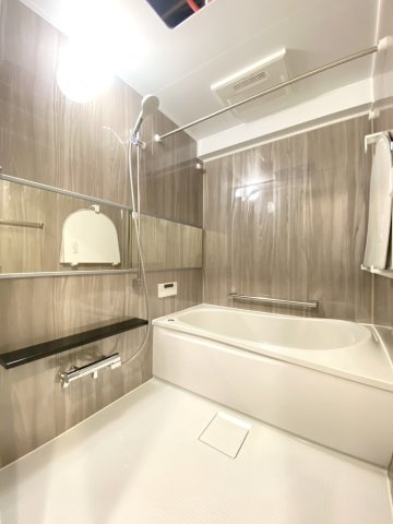 ダイアパレス豊平の浴室|浴室乾燥機・浴室暖房・追い炊き機能・オートバス完備！