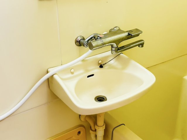 筑紫野市針摺中央１丁目のアパートの洗面所