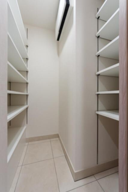 オーベルアーバンツ両国の収納|※写真は同タイプ住戸です。 