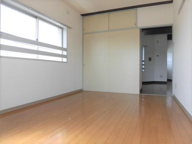 Ｍ・Ｔ糀ヶ谷戸の設備|明るい洋室です