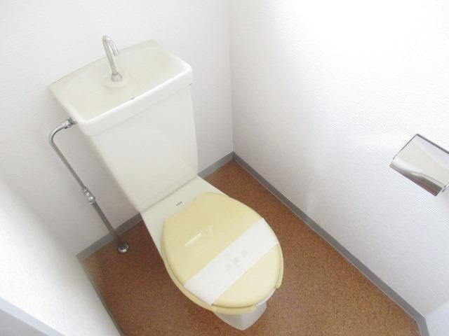 さいたま市桜区栄和１丁目の賃貸マンションのトイレ|ゆったりとした空間のトイレです