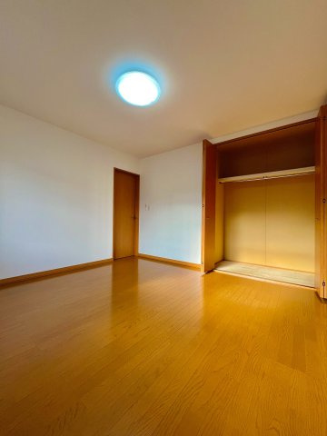 東苗穂12条1丁目の洋室|洋室（3）！
