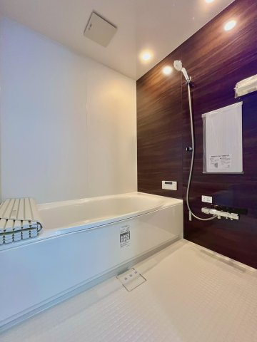 東苗穂12条1丁目の浴室|追い炊き機能・オートバス完備！