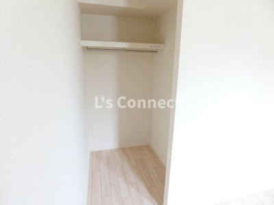 【収納】 | Ｓｏｌｅｉｌ（ソレイユ） | ウォークインクローゼットでお荷物もすっきり収納。