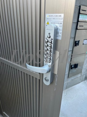 【エントランス】 | ラ・ルーチェ