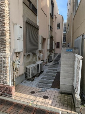 【エントランス】 | ハピネス上中里