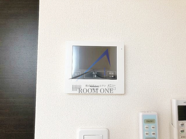 ヴィラ・ツリーサイドのセキュリティ|モニター付きインターホンです。