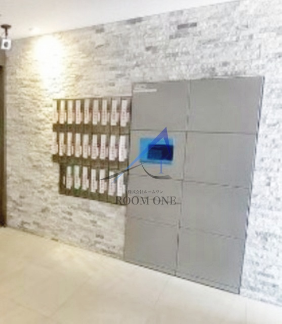 シェ・コトブキのその他共用部分|集合ポストと宅配ボックスです。