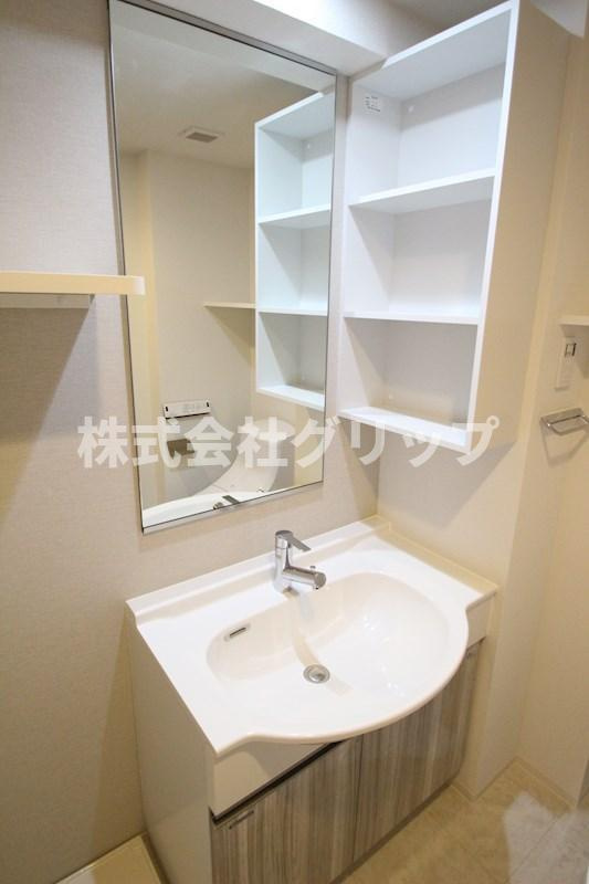 クレイシア西横浜グランカリテの独立洗面台