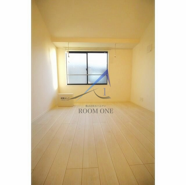 エクセラン南千住の居間・リビング|洋室のお部屋です。