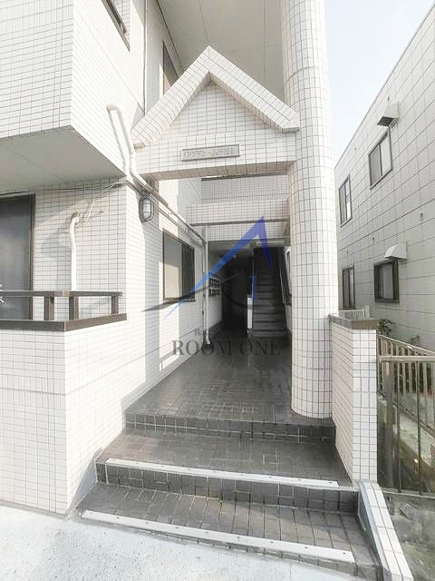 リヴランムラヨシのエントランス|エントランスです。