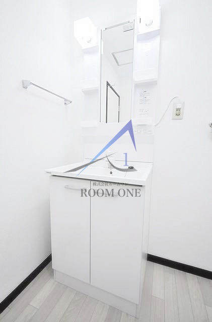 リヴランムラヨシの洗面所|洗面台です。