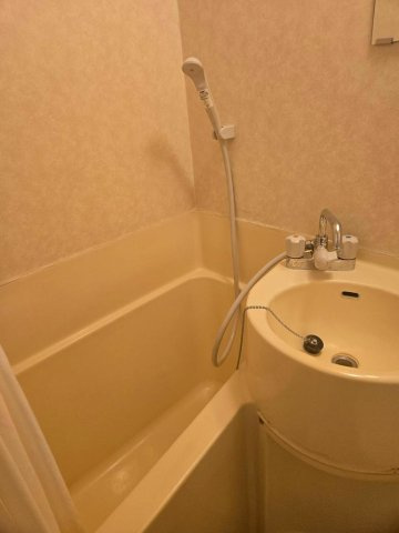 レガシー千駄木の浴室