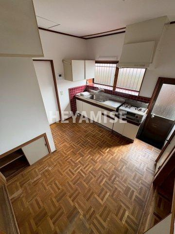 FL貸家の居間・リビング