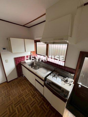 FL貸家のキッチン