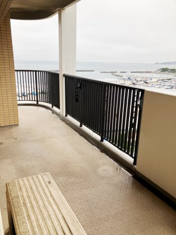 よこすか海辺ニュータウンソフィアシンシティのバルコニー