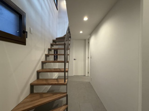 【玄関】 | 2025年12月8日撮影