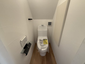 【トイレ】 | 2025年12月8日撮影