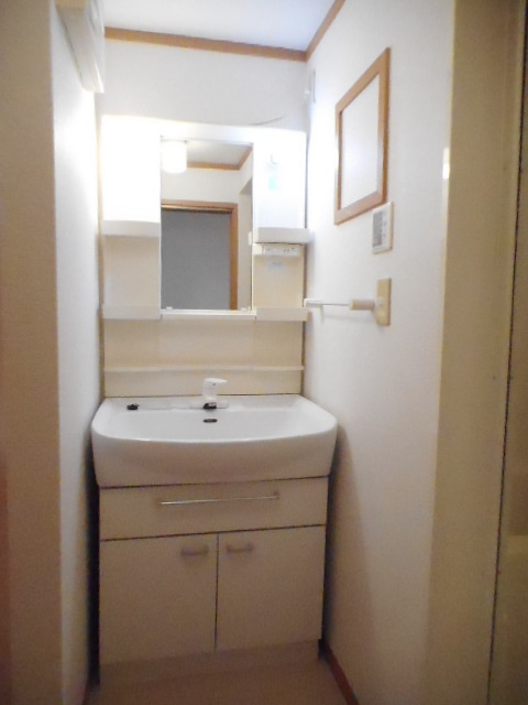 サンヒルズの洗面所|洗面所