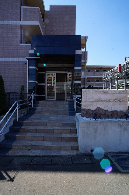 アヴニールヒルズのエントランス|エントランス