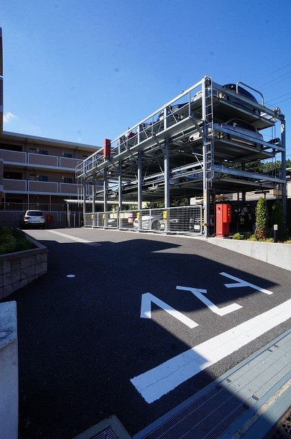 アヴニールヒルズの駐車場|駐車場