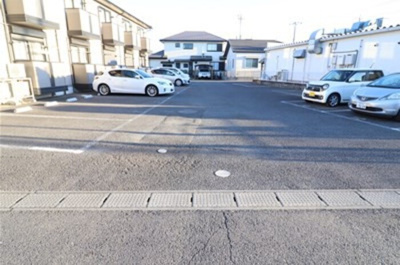 【駐車場】 | メルベーユ パル | 駐車場