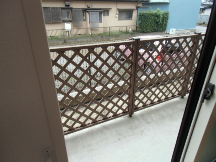 イーズフィールド Ｂのバルコニー|テラス