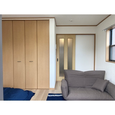 【居間・リビング】 | 洋室(家具設置イメージ写真)