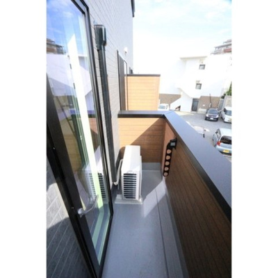 【バルコニー】