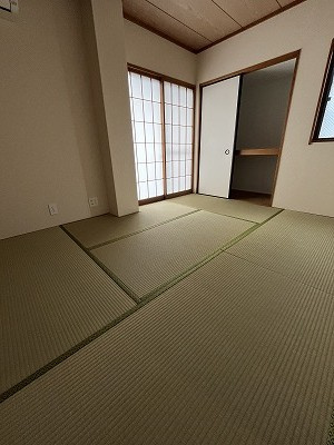 リバーサイド丸山の内装